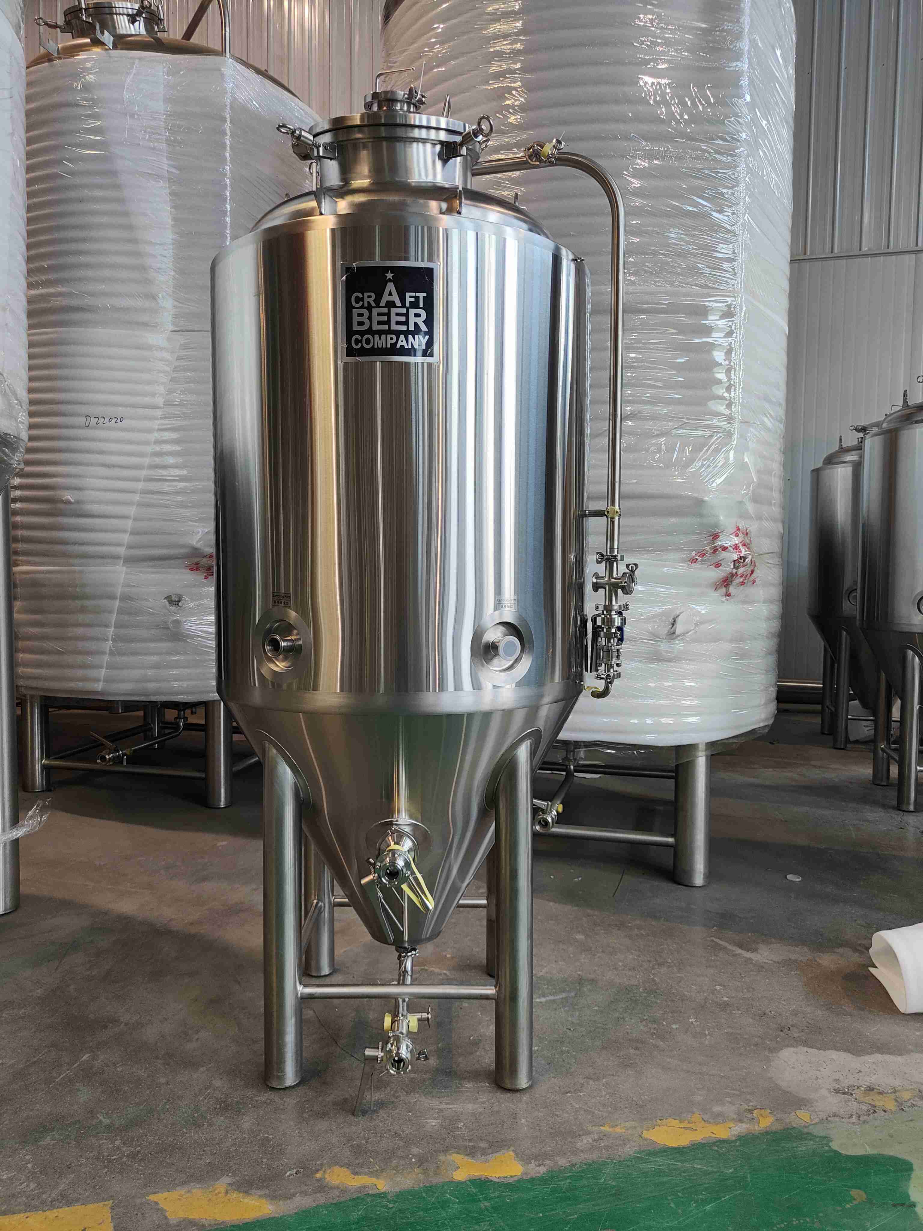 500L Fermenters with Top Manholes for Craft Breweries