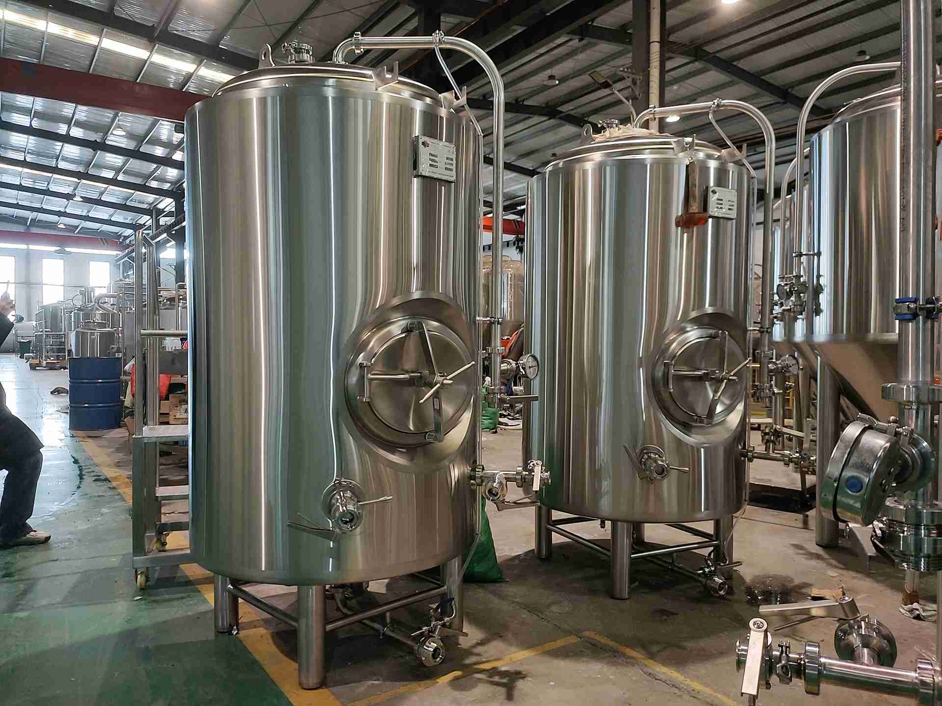 Brite Beer Tanks from Tiantai