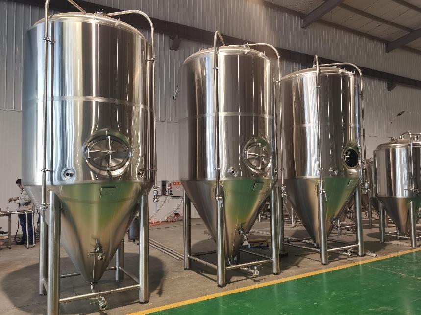 30BBL Fermentation Tanks Unitanks High Level Stainless Steel Beer Fermenters