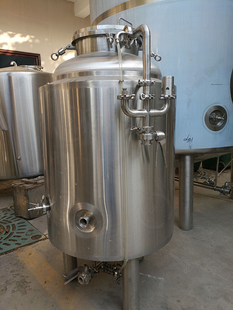 400L Vertical Bright Beer Tank for Beer Maturation 400L Vertical Bright ...