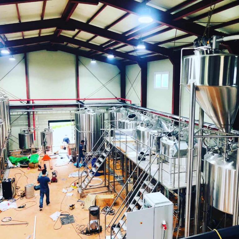 Proyecto de cervecería 3000L