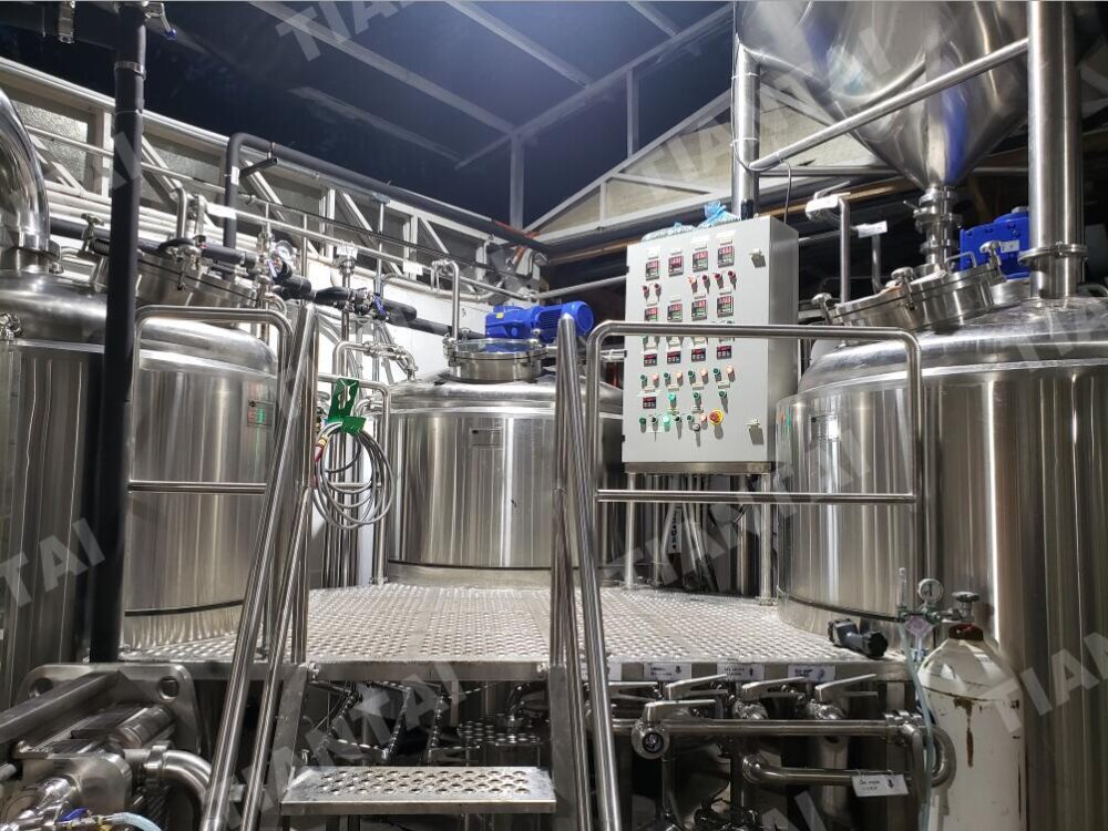 Instalación con éxito de un equipo de cervecería de 15BBL en Chile